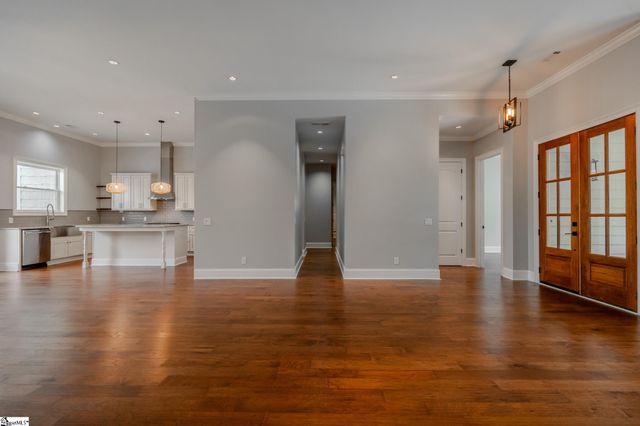38 The Cliffs Parkway, Landrum, SC 29356