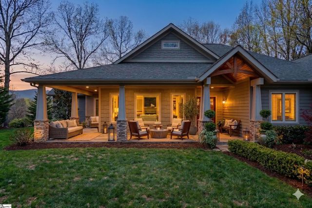 38 The Cliffs Parkway, Landrum, SC 29356