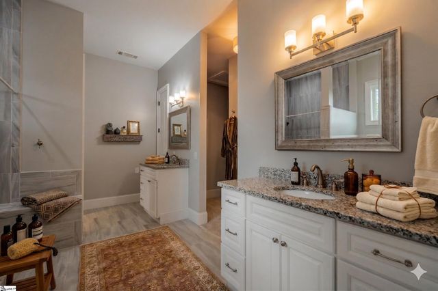38 The Cliffs Parkway, Landrum, SC 29356