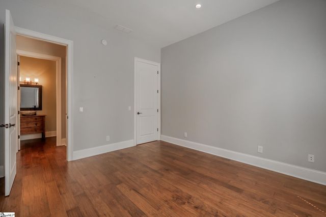 38 The Cliffs Parkway, Landrum, SC 29356