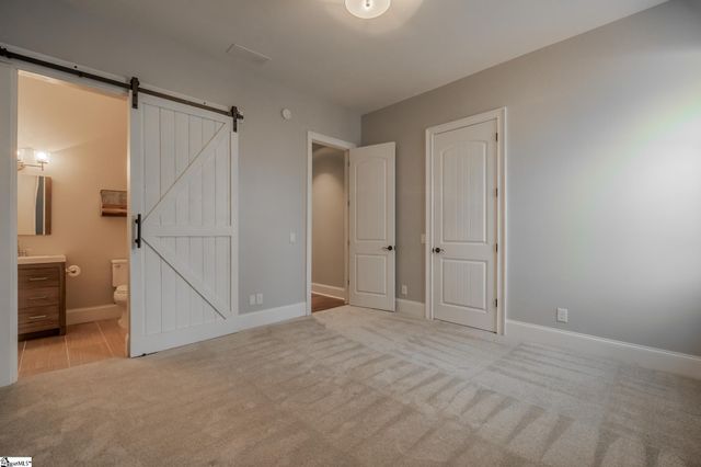 38 The Cliffs Parkway, Landrum, SC 29356