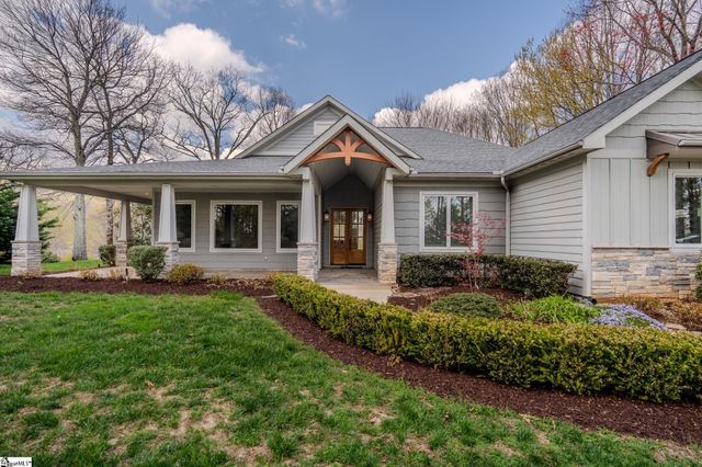 38 The Cliffs Parkway, Landrum, SC 29356