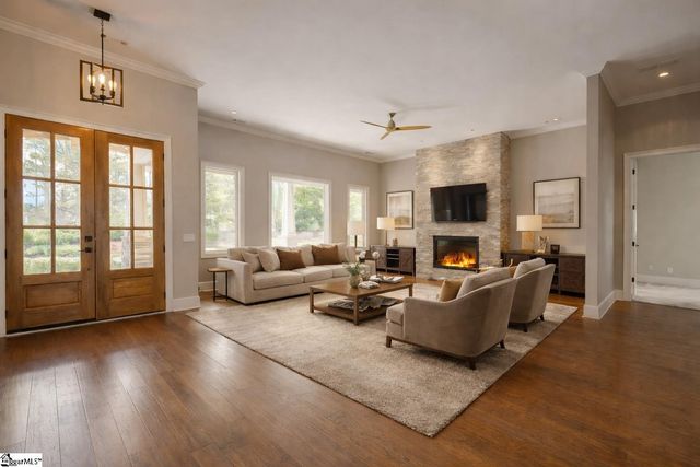 38 The Cliffs Parkway, Landrum, SC 29356
