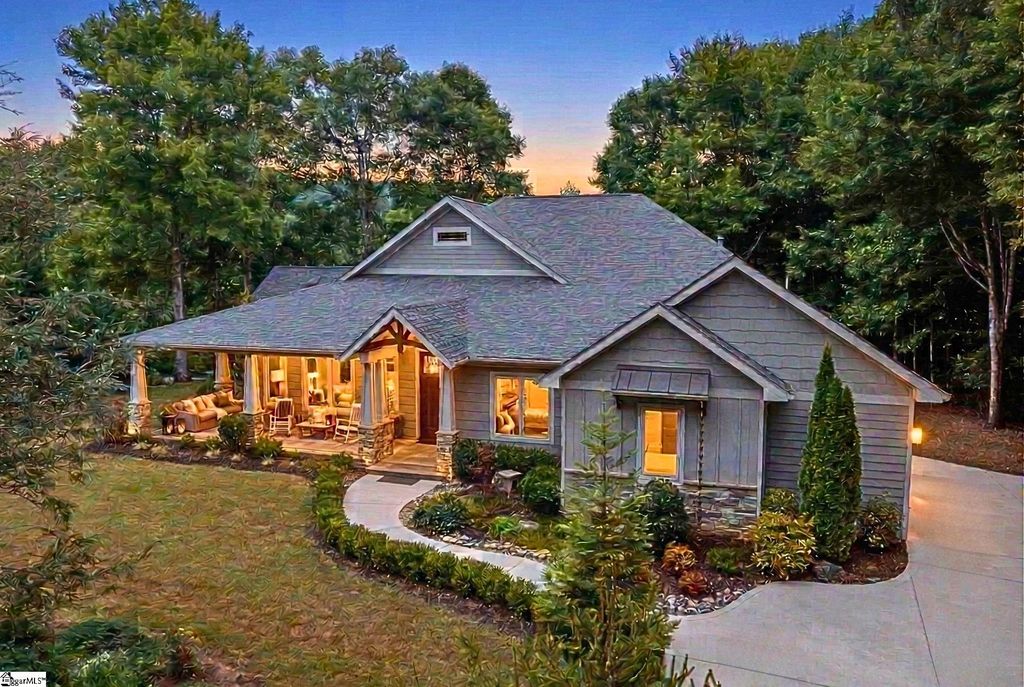 38 The Cliffs Parkway, Landrum, SC 29356