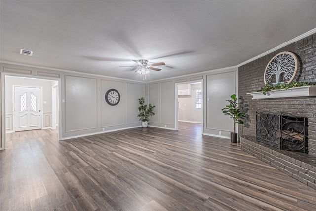 211 Molina Drive, Sunnyvale, TX 75182