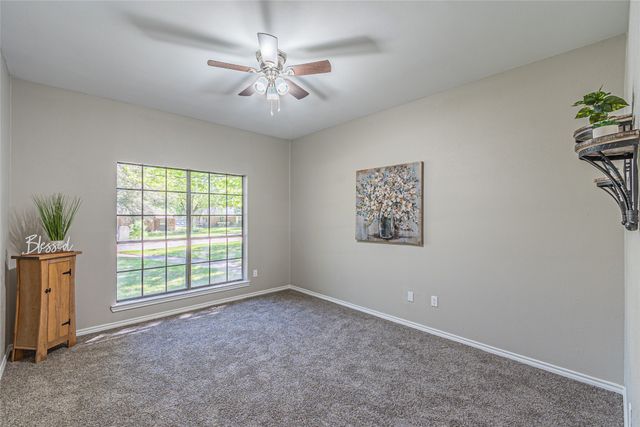 211 Molina Drive, Sunnyvale, TX 75182