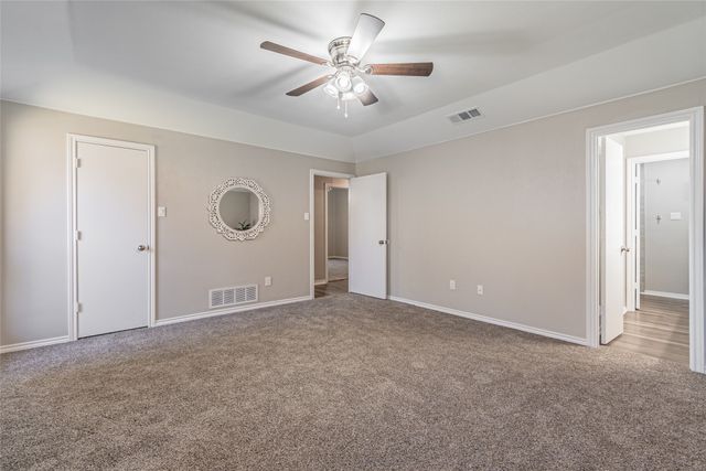 211 Molina Drive, Sunnyvale, TX 75182