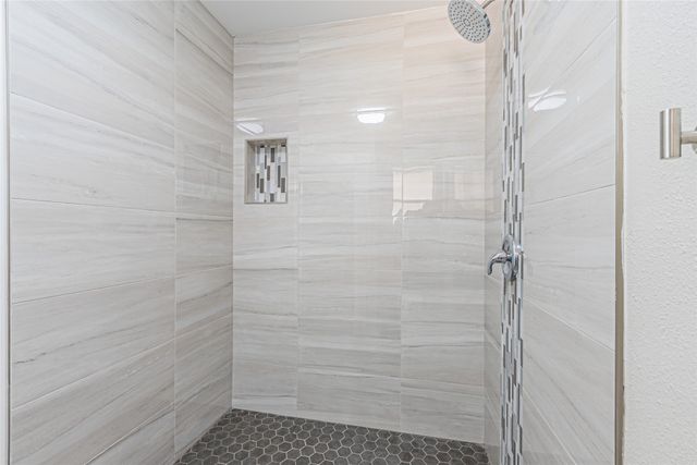 211 Molina Drive, Sunnyvale, TX 75182
