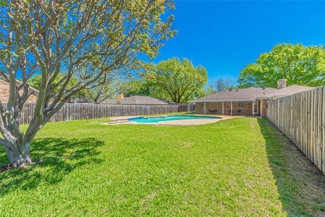 211 Molina Drive, Sunnyvale, TX 75182