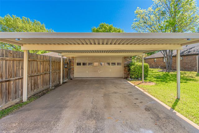 211 Molina Drive, Sunnyvale, TX 75182