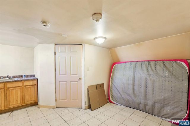 108 E Main Street, Paterson, NJ 07522