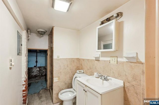 108 E Main Street, Paterson, NJ 07522