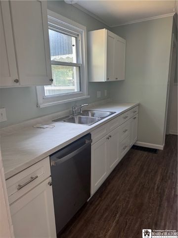 18 Arlington Street, Ellicott, NY 14701