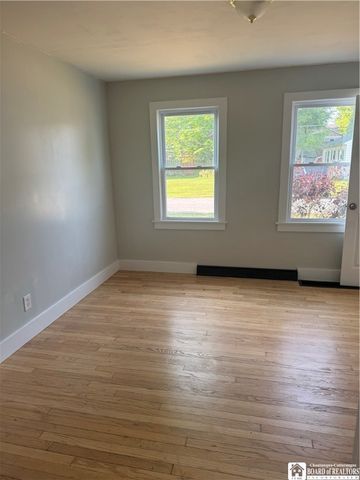 18 Arlington Street, Ellicott, NY 14701