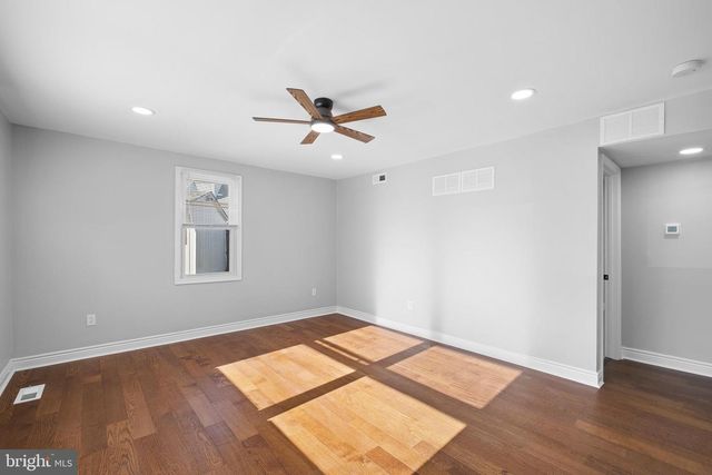 114 VILONE RD, Wilmington, DE 19805