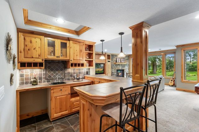 2180 Crestview Drive, Excelsior, MN 55331