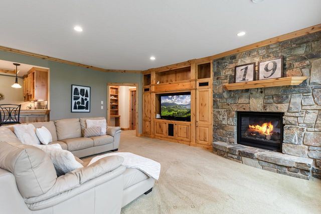 2180 Crestview Drive, Excelsior, MN 55331