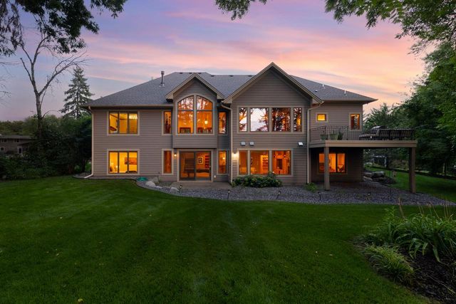 2180 Crestview Drive, Excelsior, MN 55331