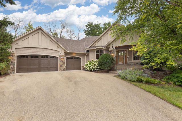 2180 Crestview Drive, Excelsior, MN 55331