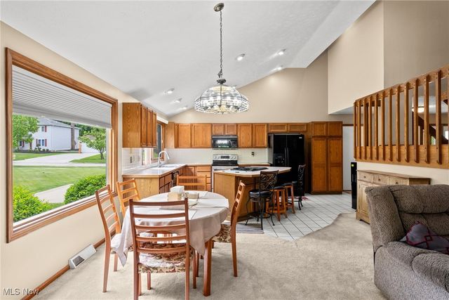 5810 Ely Vista Drive, Parma, OH 44129