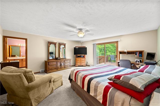 5810 Ely Vista Drive, Parma, OH 44129