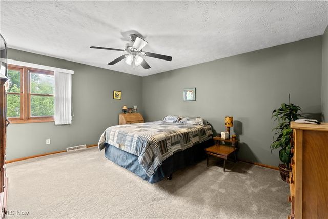 5810 Ely Vista Drive, Parma, OH 44129