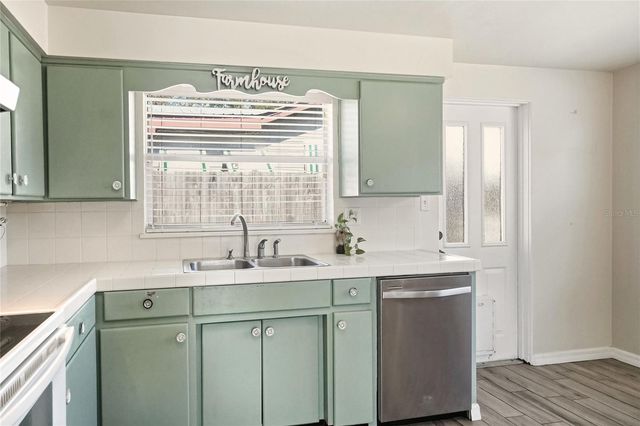 201 OSCEOLA STREET, Auburndale, FL 33823