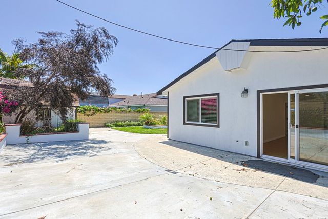 11851 Wisteria, Fountain Valley, CA 92708