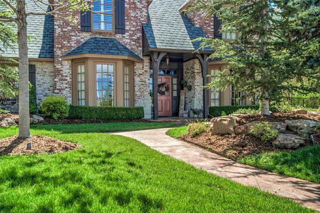 2004 Kiawah Circle, Edmond, OK 73025