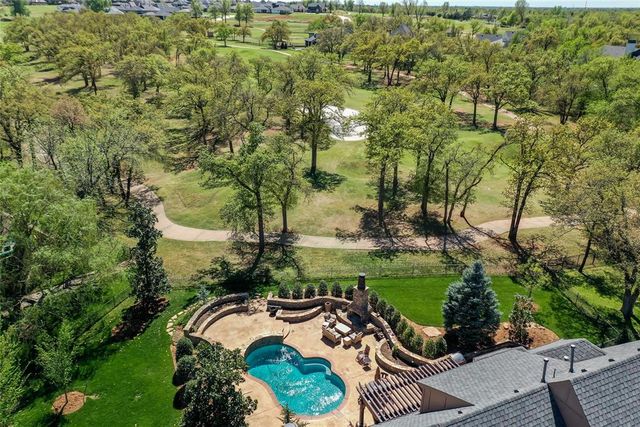 2004 Kiawah Circle, Edmond, OK 73025