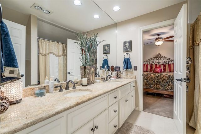2004 Kiawah Circle, Edmond, OK 73025