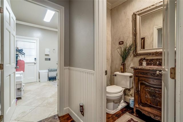 2004 Kiawah Circle, Edmond, OK 73025