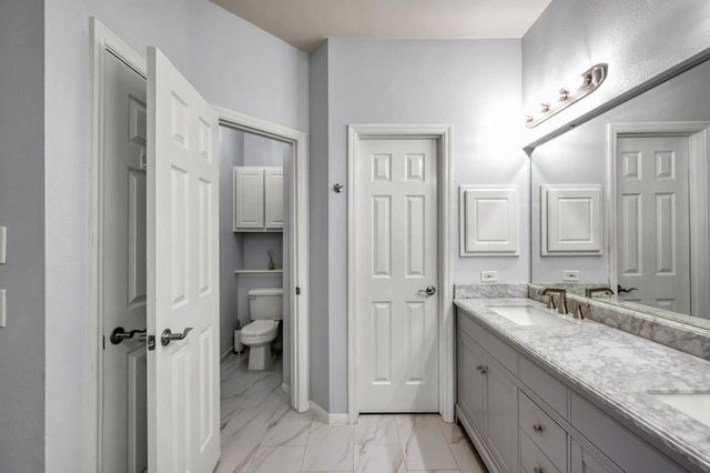 10211 Wildwood Park Lane, Houston, TX 77070