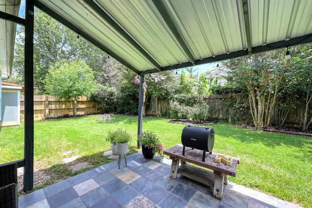 10211 Wildwood Park Lane, Houston, TX 77070