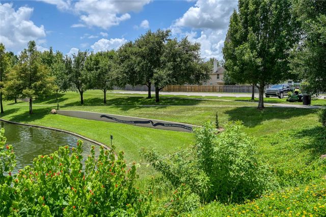 10211 Wildwood Park Lane, Houston, TX 77070