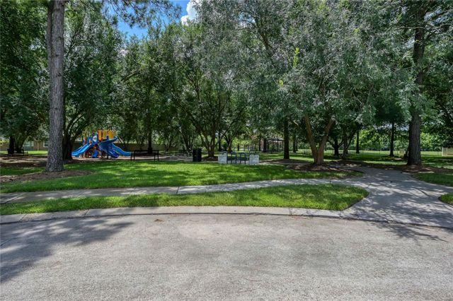 10211 Wildwood Park Lane, Houston, TX 77070
