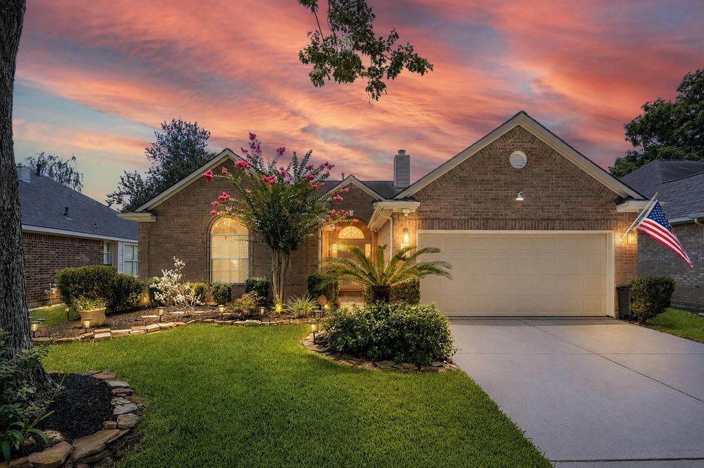 10211 Wildwood Park Lane, Houston, TX 77070