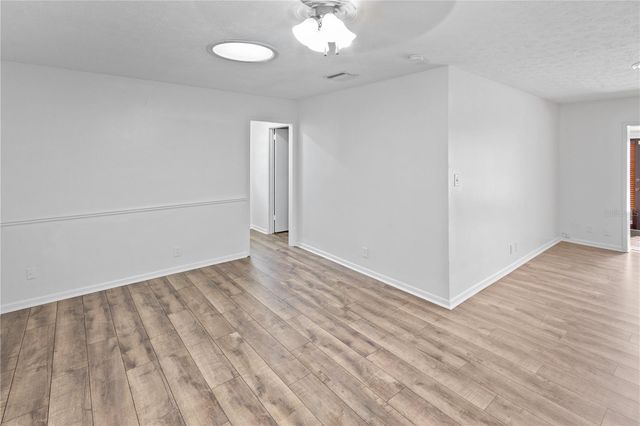 11016 SAGINAW DRIVE, Tampa, FL 33617
