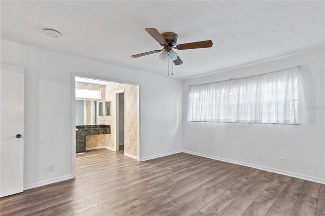 11016 SAGINAW DRIVE, Tampa, FL 33617