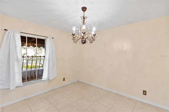 11016 SAGINAW DRIVE, Tampa, FL 33617