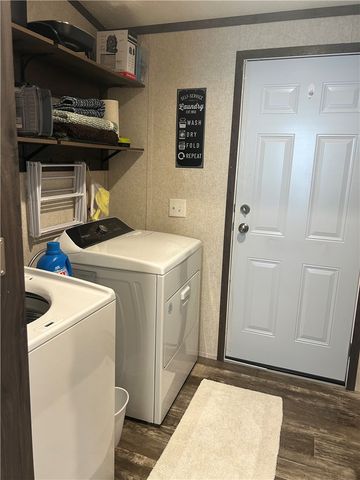 406 Husky Dr, Buffalo Twp, PA 16055
