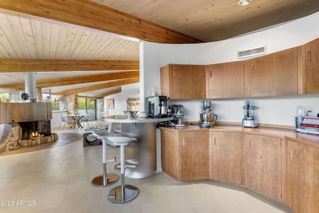 7915 E PRIMROSE Path, Carefree, AZ 85377