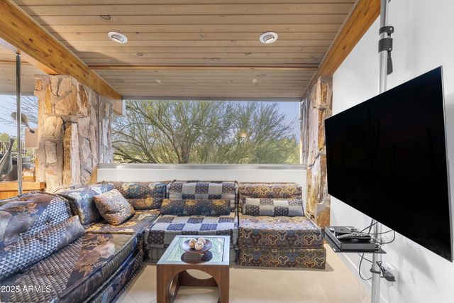 7915 E PRIMROSE Path, Carefree, AZ 85377