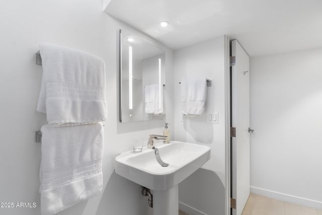 7915 E PRIMROSE Path, Carefree, AZ 85377