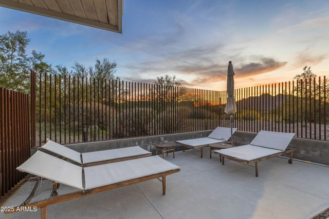 7915 E PRIMROSE Path, Carefree, AZ 85377
