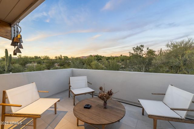 7915 E PRIMROSE Path, Carefree, AZ 85377
