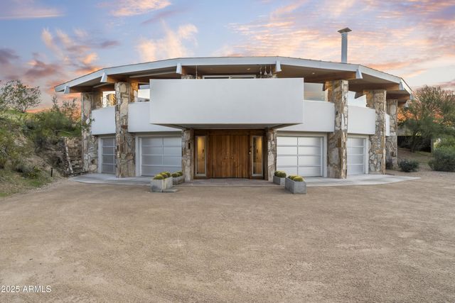 7915 E PRIMROSE Path, Carefree, AZ 85377