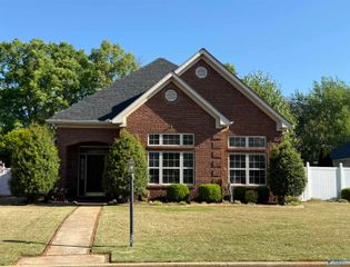 2028 Park Terrace SE, Decatur, AL 35601