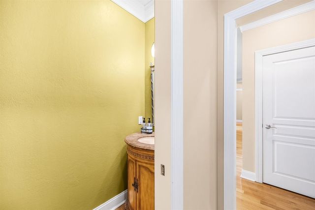 294 Beasley Dr, Lexington, TN 38351