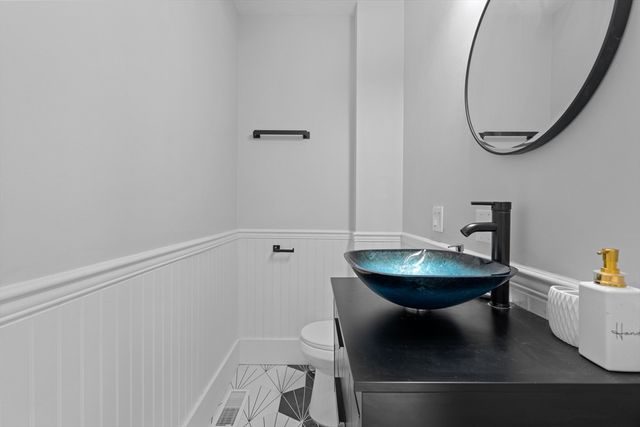 9 Batchelder St 1, Boston, MA 02119